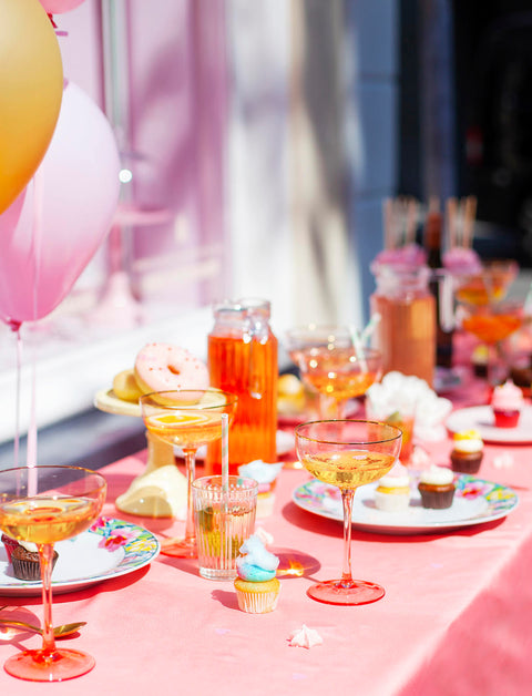 Reserveer eenvoudig voor een high tea of ander arrangement online!